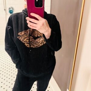 Black Leopard Print Women's Hoodie